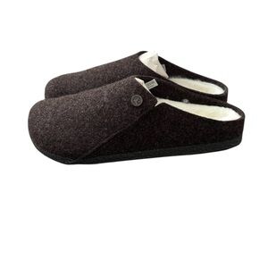 Birkenstock New w/o Box Zermatt Rivet
Shearling Mocha Wool Felt Regular 42